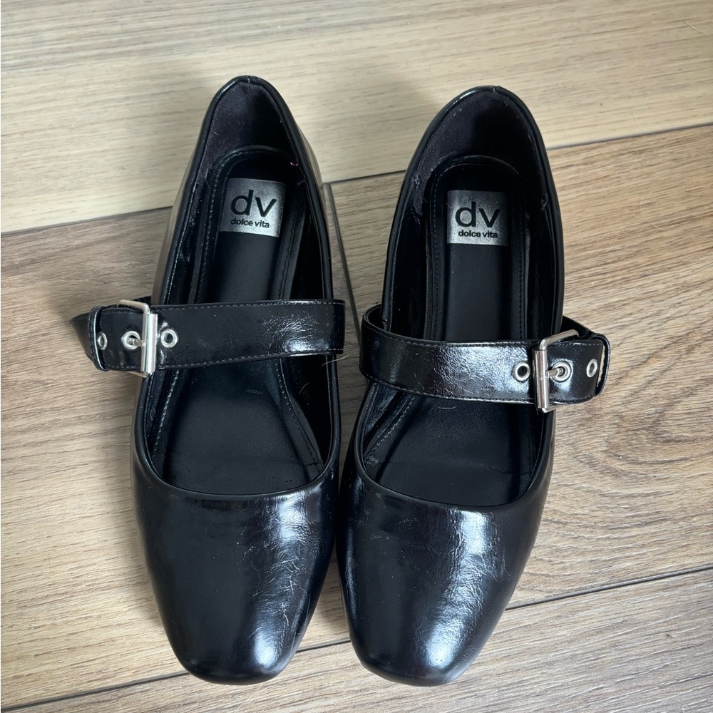 Dolce Vita Black Patent Mary Jane Shoes size 8